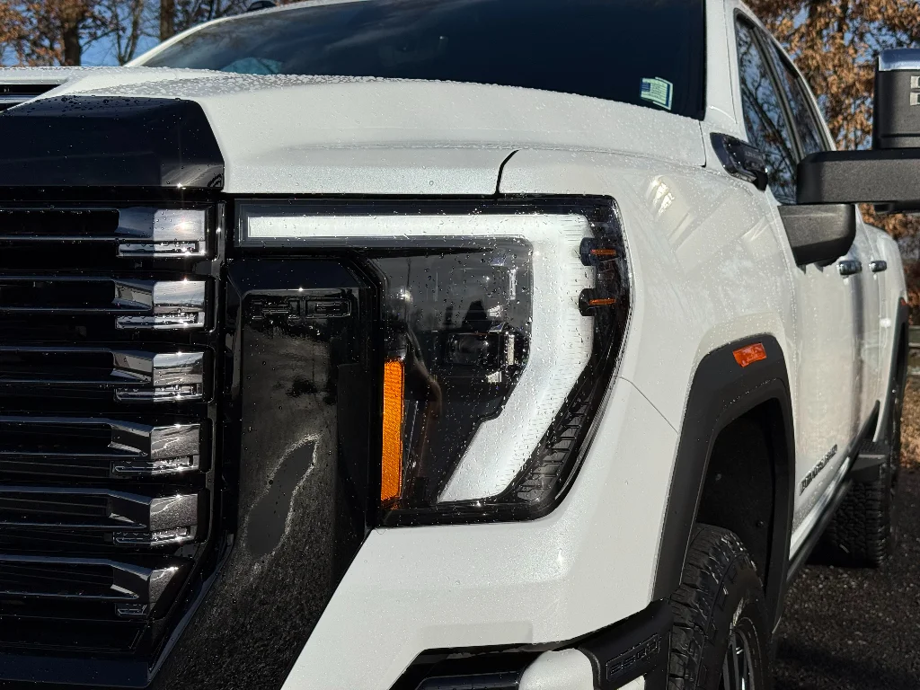 2026 GMC Sierra 2500HD Denali Ultimate - Photo 16