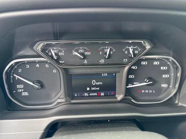 Used 2022 Quicksilver Metallic GMC Elevation image 19