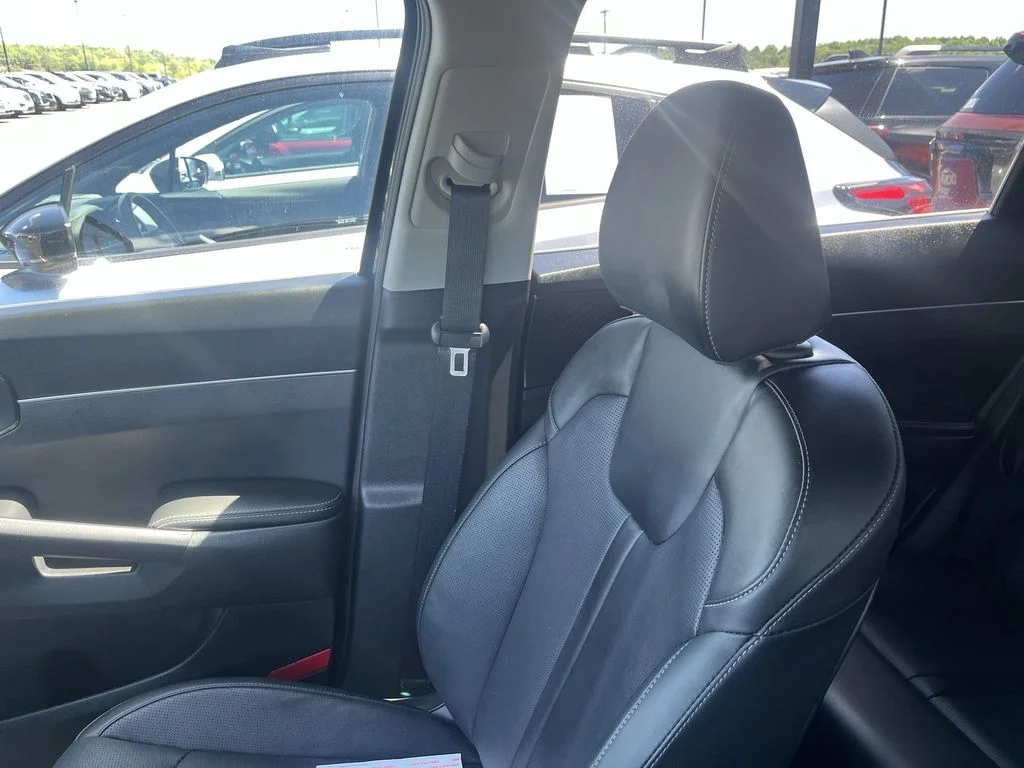 Used 2025 Black Kia EX image 25