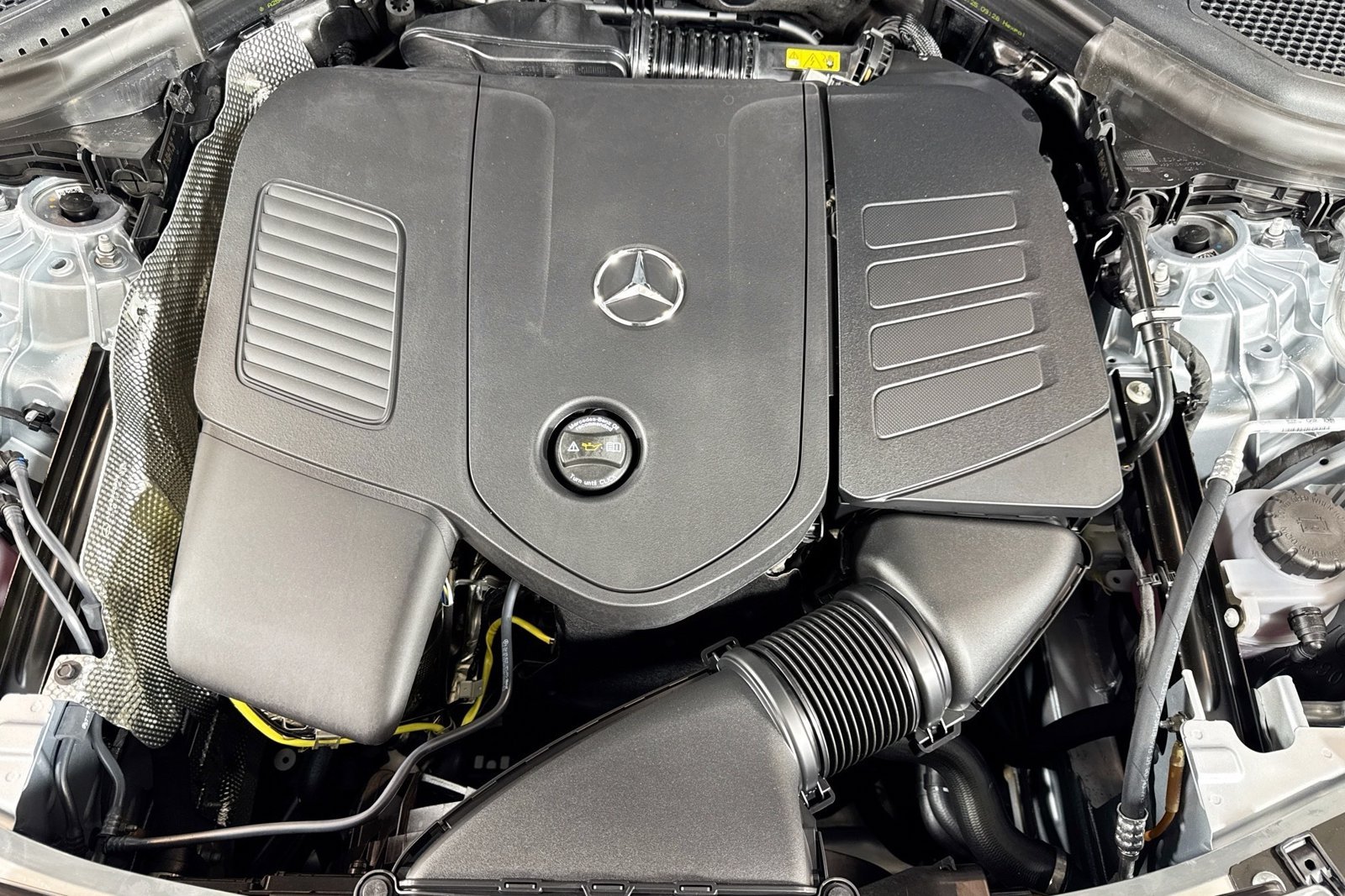 New 2026 Cirrus Silver Metallic Mercedes-Benz GLC 300 image 28