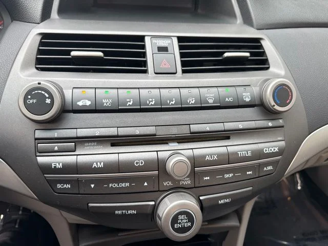 Used 2012 Silver Honda LX image 26