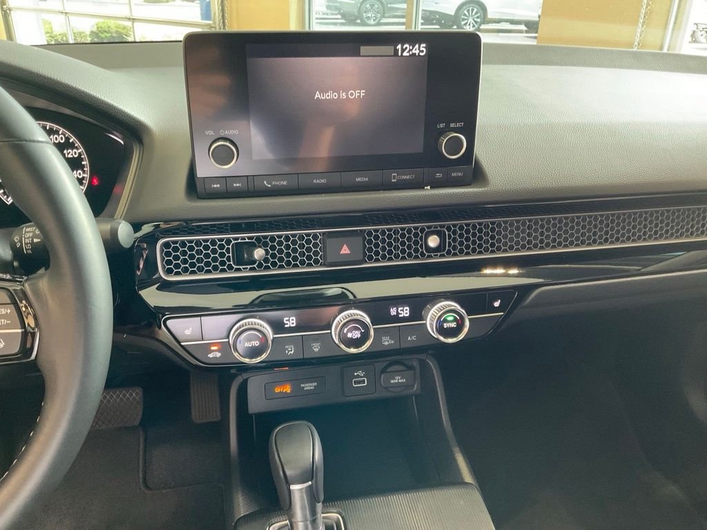 Used 2023  Honda EX image 16