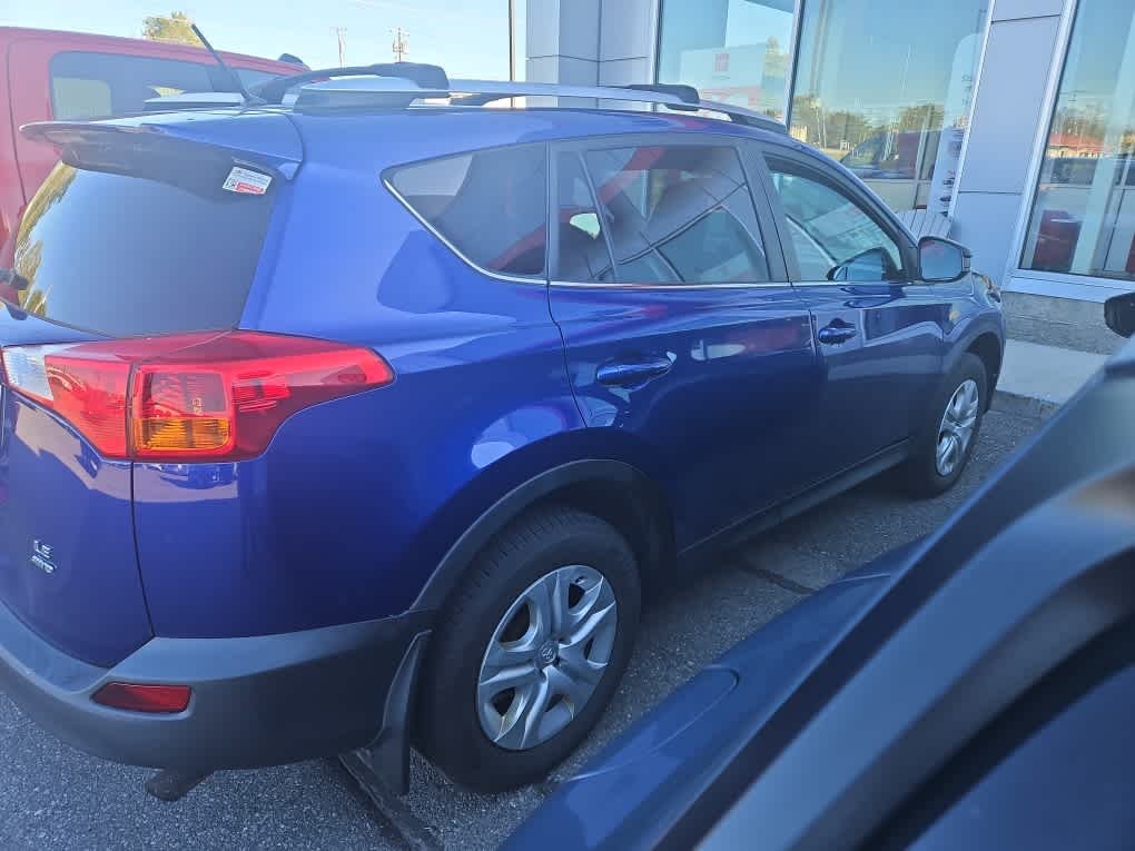 Used 2015 Blue Crush Metallic Toyota LE image 3
