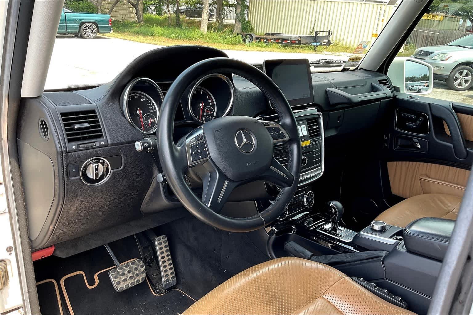 Used 2018 Polar White Mercedes-Benz G 550 image 18