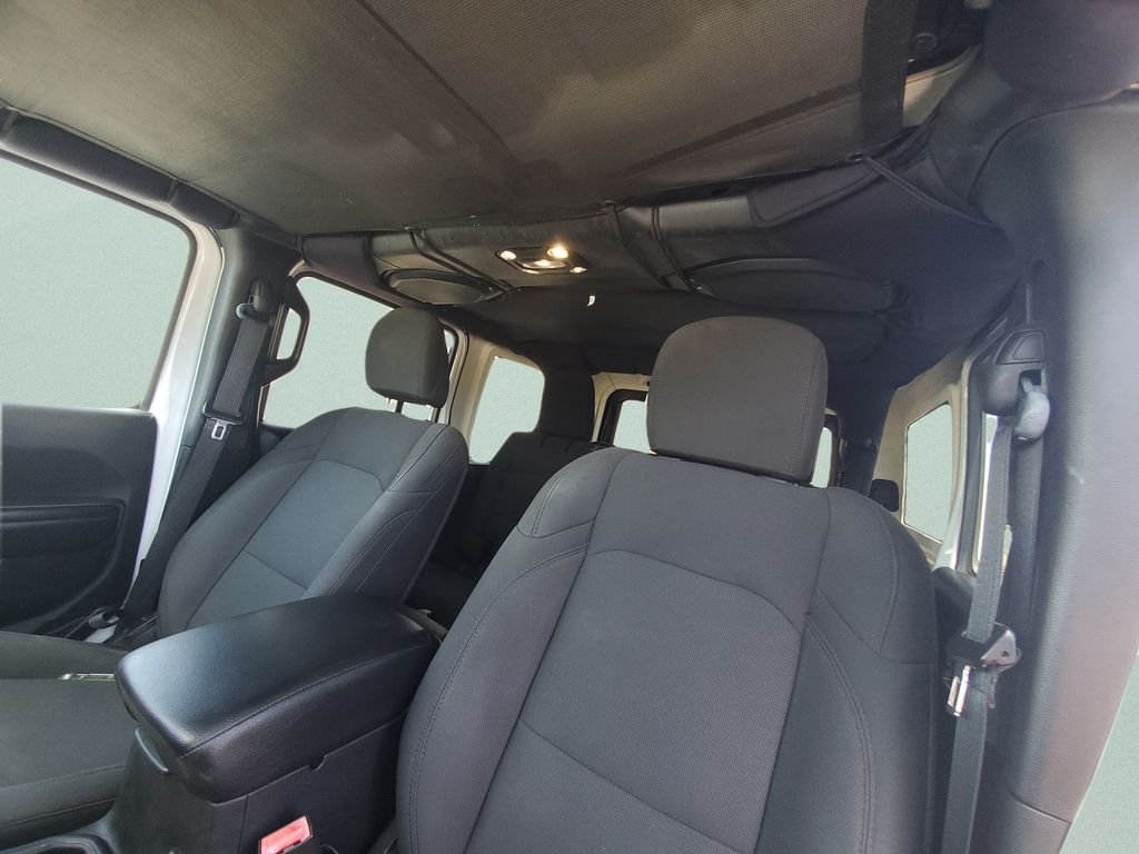 Used 2020 White Jeep Unlimited Sport S image 16