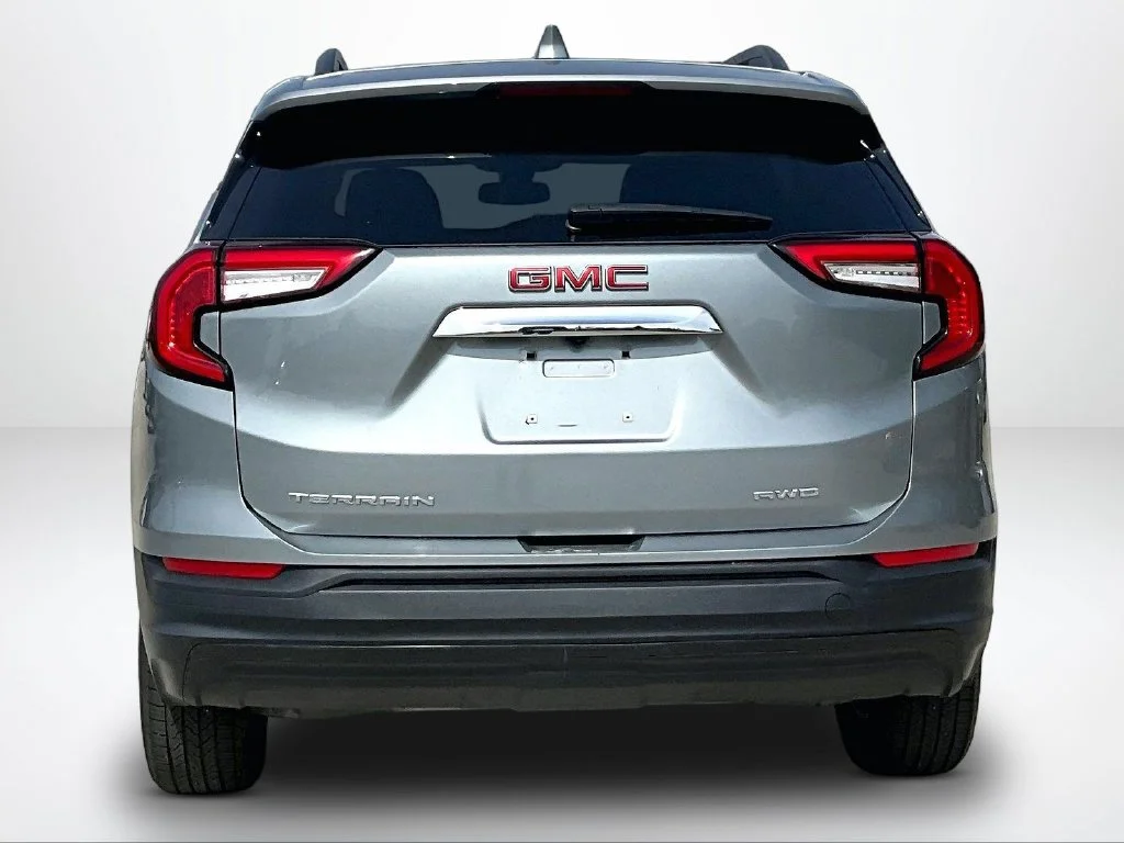 Used 2023 Silver GMC SLE image 5