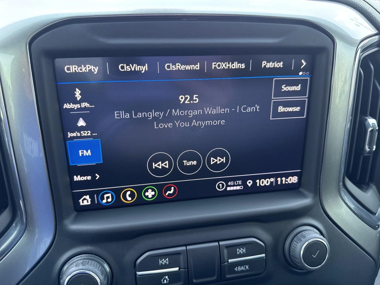 Used 2022 SATIN STEEL METALLIC Chevrolet LT image 27