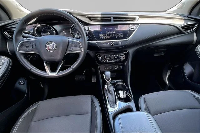 Used 2022 Black Buick Select image 15