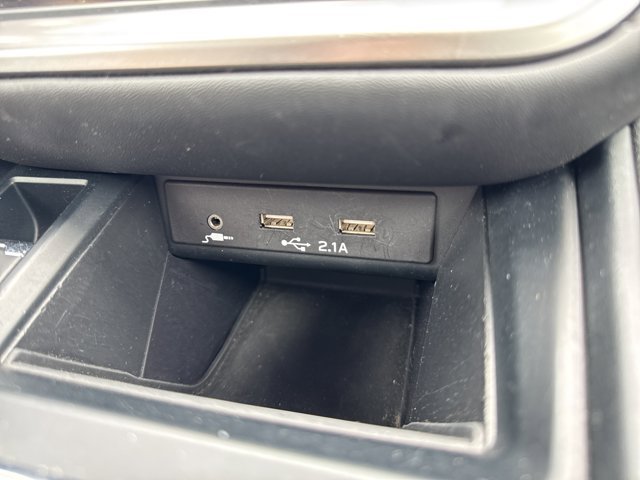 Used 2020 Crystal Black Silica Subaru BASE image 26