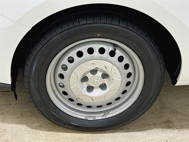 Used 2022 White Ram Cargo Van image 29