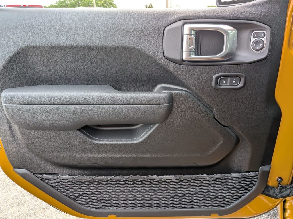 New 2026 Goldilocks Exterior Paint Jeep Sport S image 31