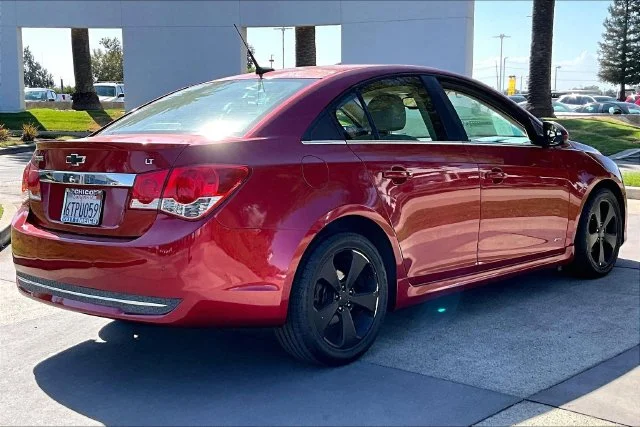 Used 2011 Crystal Red Metallic Tintcoat Chevrolet 2LT image 13