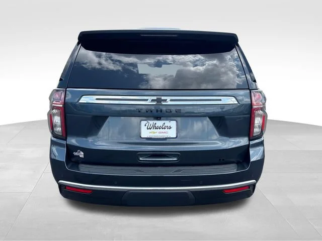 Used 2021 SHADOW GRAY METALLIC Chevrolet LT image 4