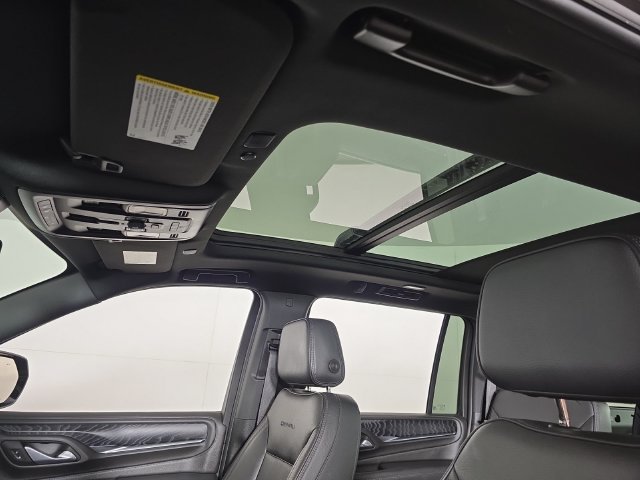 Used 2024 Onyx Black GMC Denali image 28
