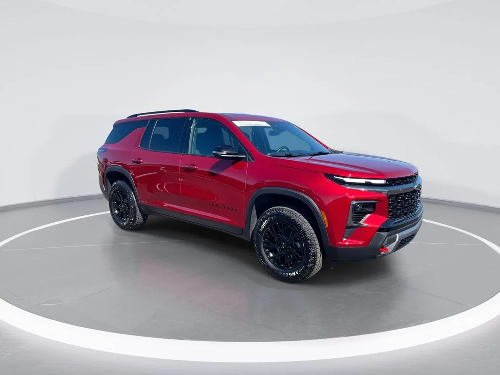 Used 2025 Red Chevrolet Z71 image 2