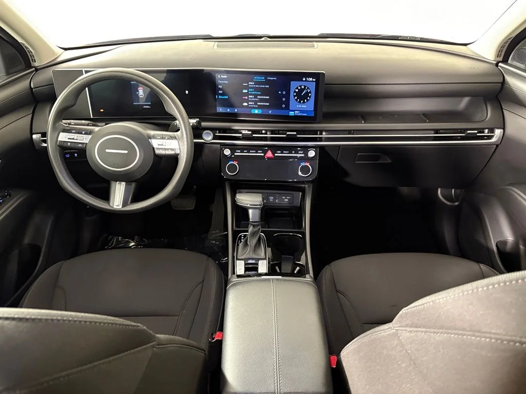 Used 2025 Red Hyundai SEL image 33