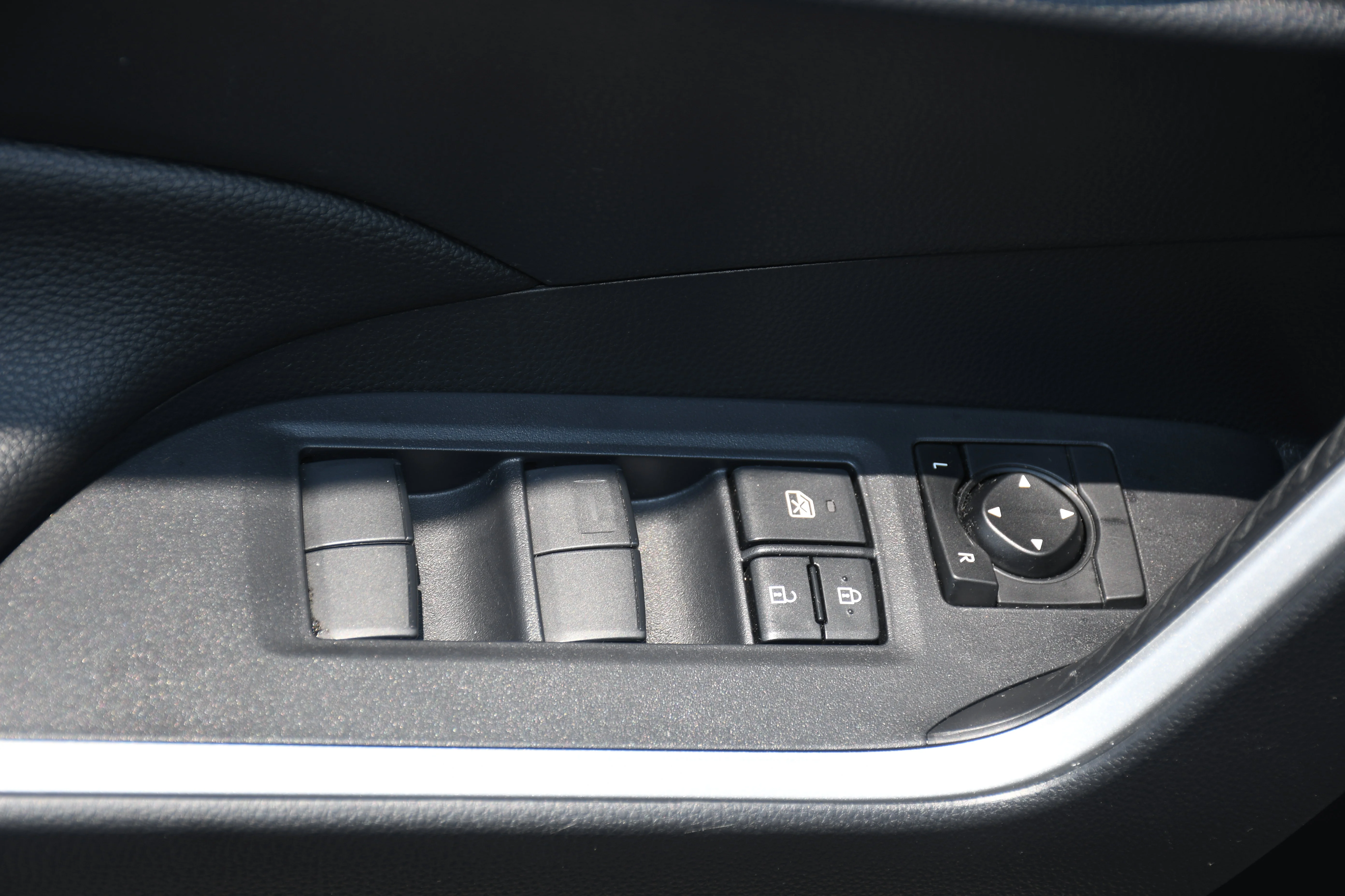 Certified Used 2023 Gray Toyota LE image 10
