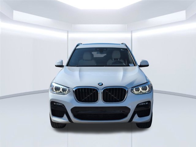 Used 2021 White BMW sDrive30i image 9
