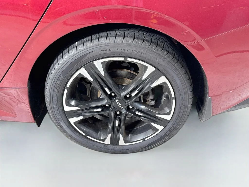 Used 2022 Passion Red Kia GT-Line image 30