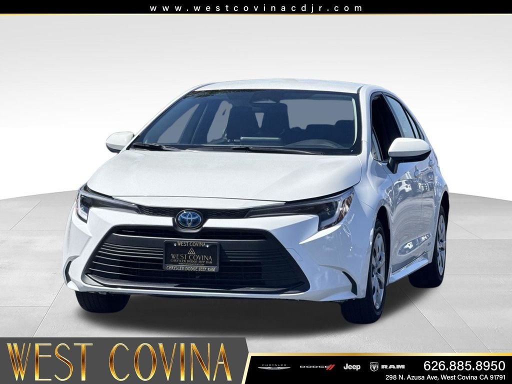 Used 2024 White Toyota LE image 4