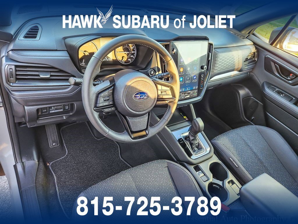 Used 2025 River Rock Pearl Subaru Premium image 8