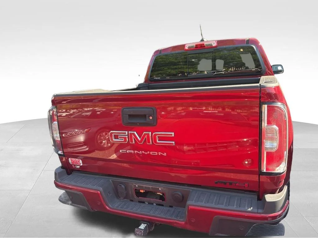 Used 2022 Red GMC AT4 w/Leather image 11