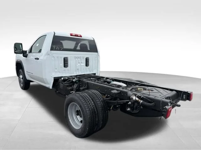 New 2026 Summit White GMC Pro image 3