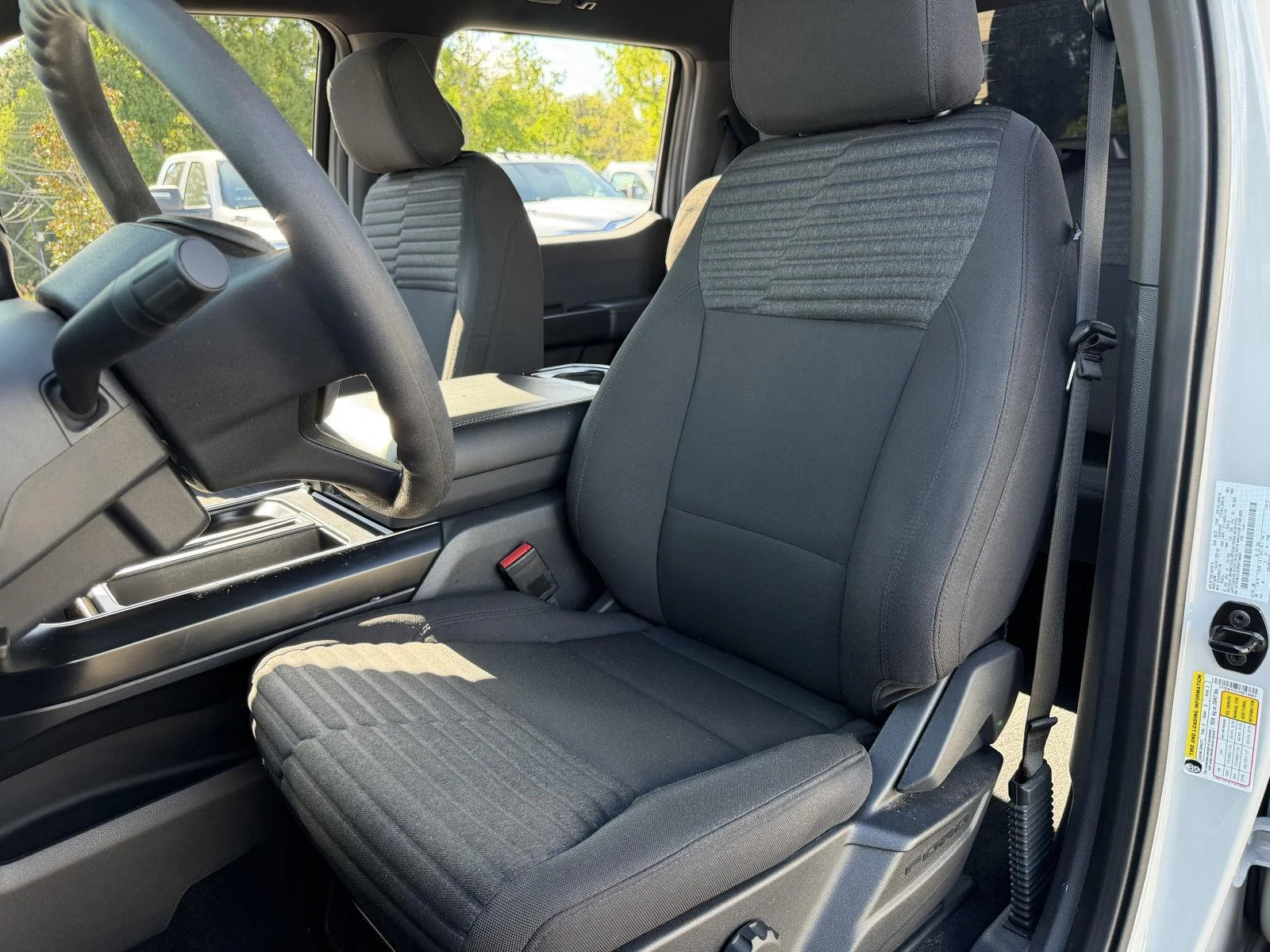 Used 2023 Avalanche Gray Ford XL image 16