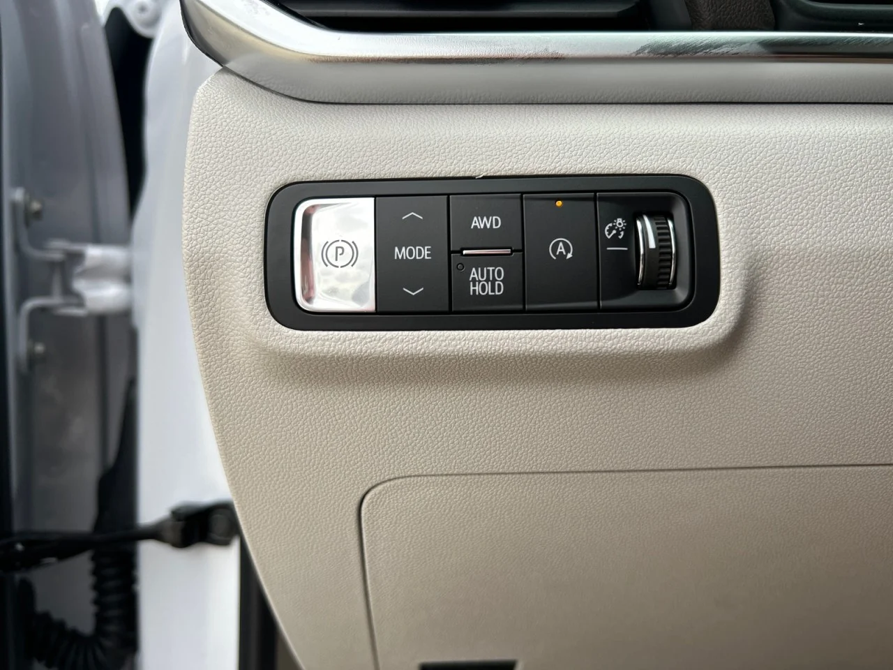 New 2026 Glacier White Tricoat GMC Denali image 19