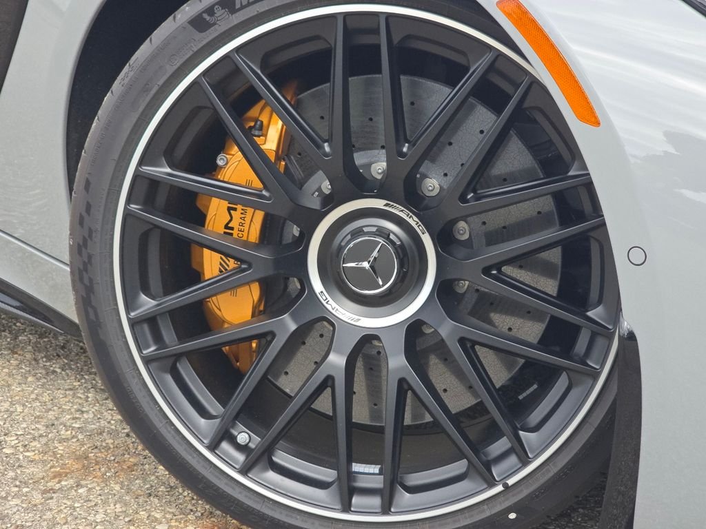 New 2026 MANUFAKTUR Alpine Grey Mercedes-Benz S E Performance image 11
