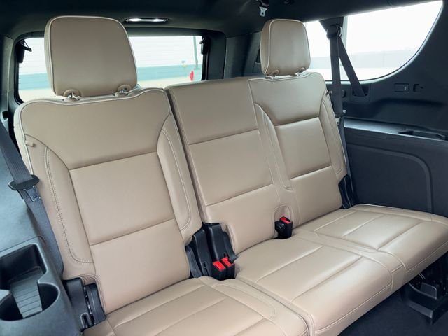 Used 2024 Blue Chevrolet Premier image 17