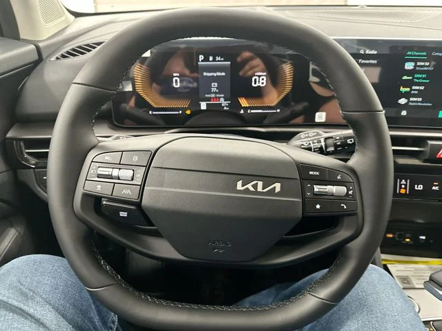 New 2026 Glacial White Pearl Kia EX image 12
