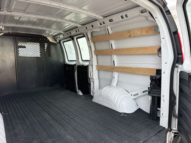Used 2024 White Chevrolet Work Van image 23