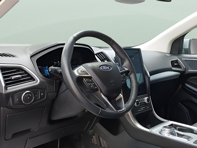 2022 Ford Edge SEL - Photo 13