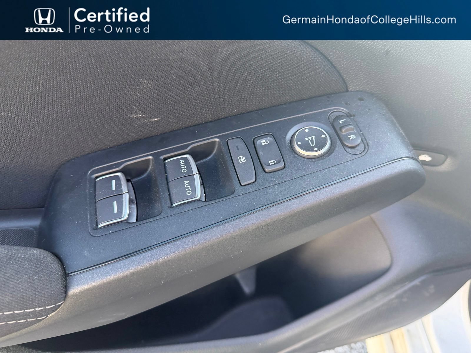 Certified Used 2024 Platinum White Pearl Honda 2.0L 4D SPORT image 41