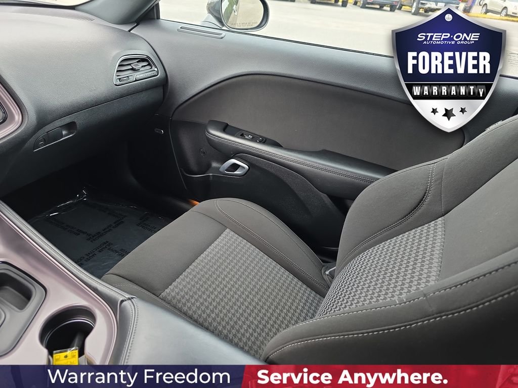 Used 2023 Gray Dodge SXT image 16