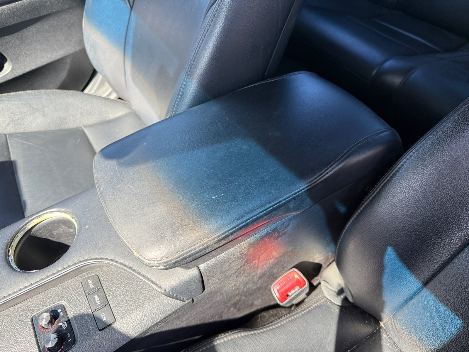 Used 2014 Mica Toyota XLE Touring image 14