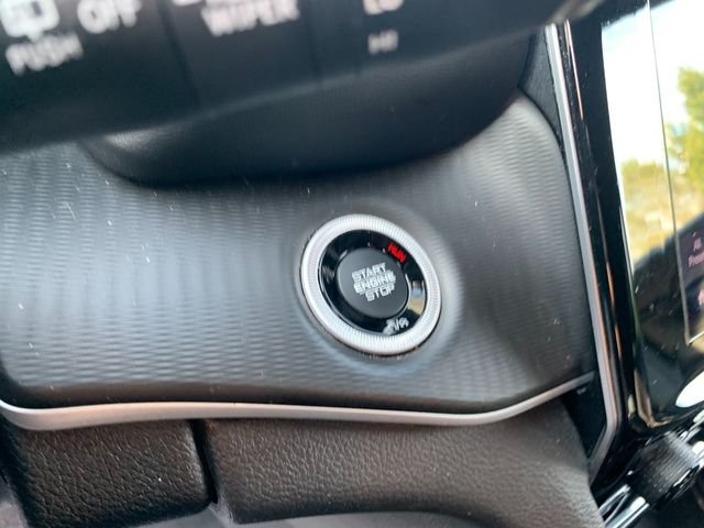 Used 2023 Black Jeep Altitude X image 22