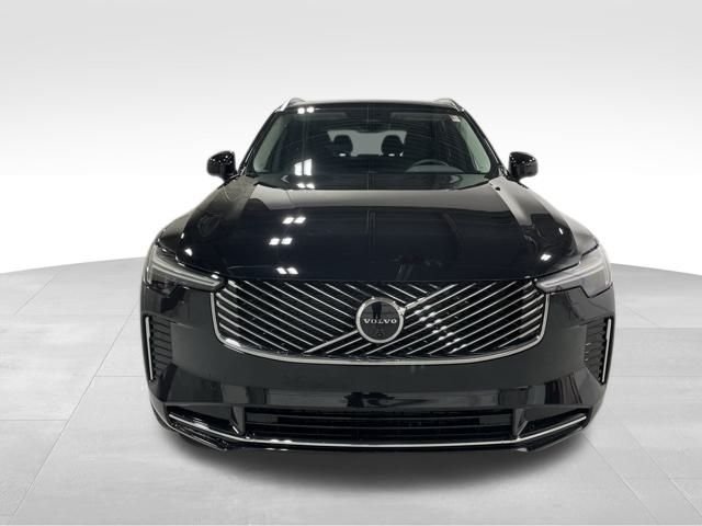 2026 Volvo XC90 Plus - Photo 9