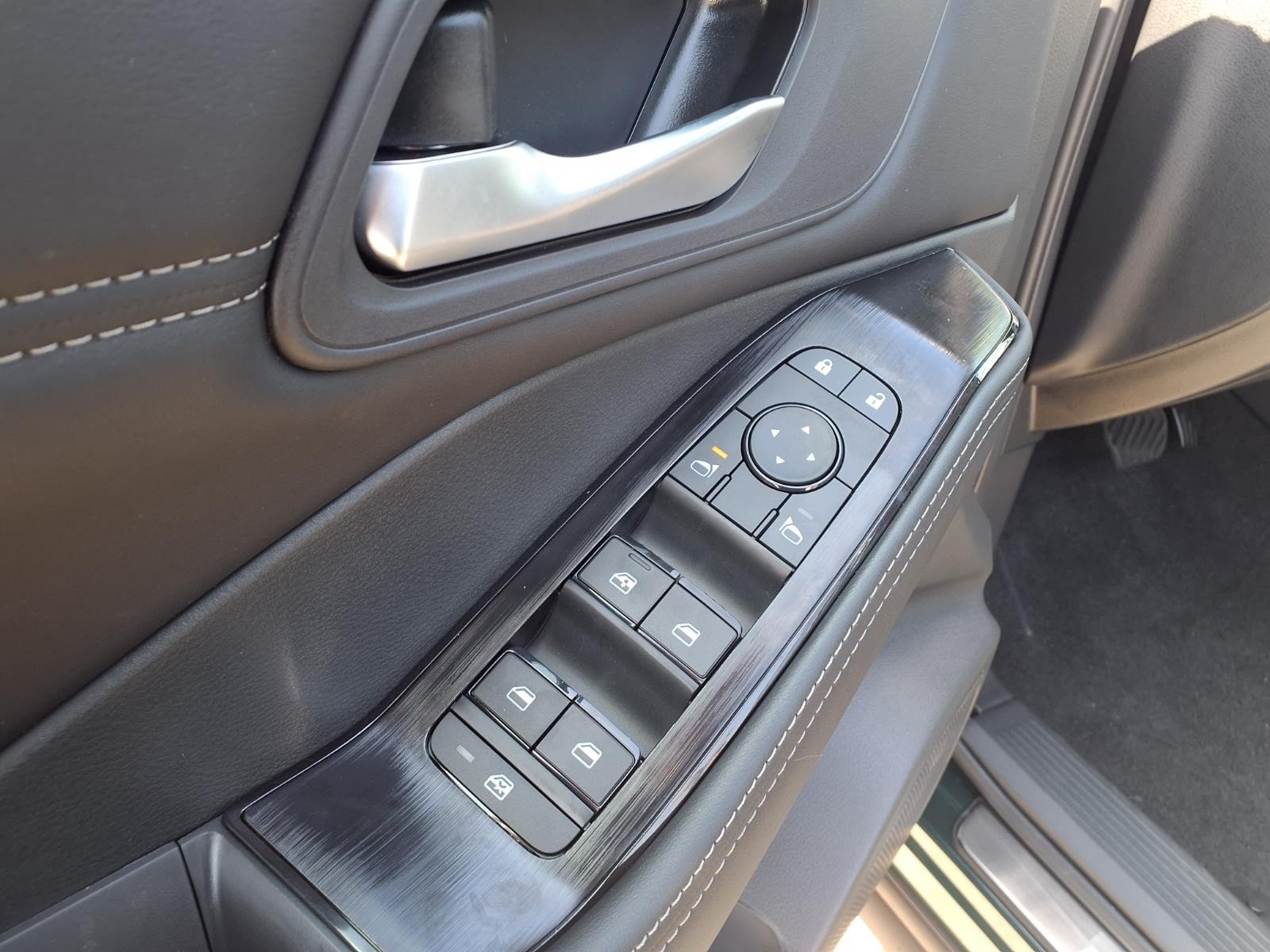 New 2026 Obsidian Green Pearl Nissan Dark Armor™ image 14