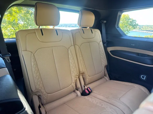 Used 2025 White Jeep Summit image 12