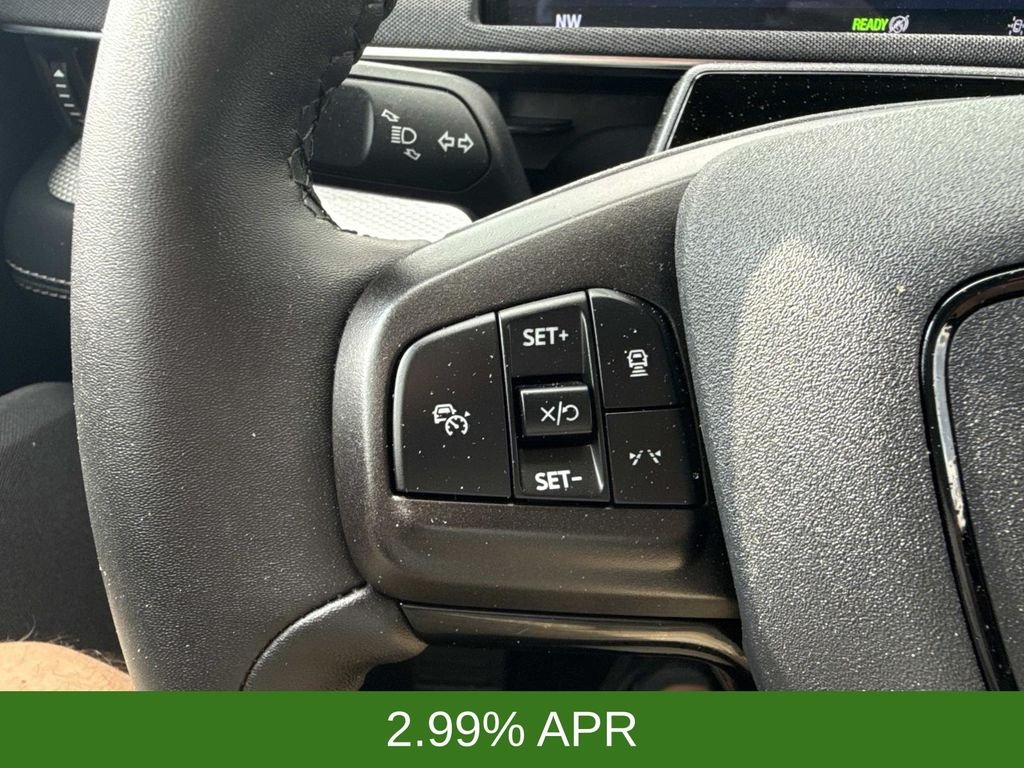 Used 2023 Black Ford Select image 28