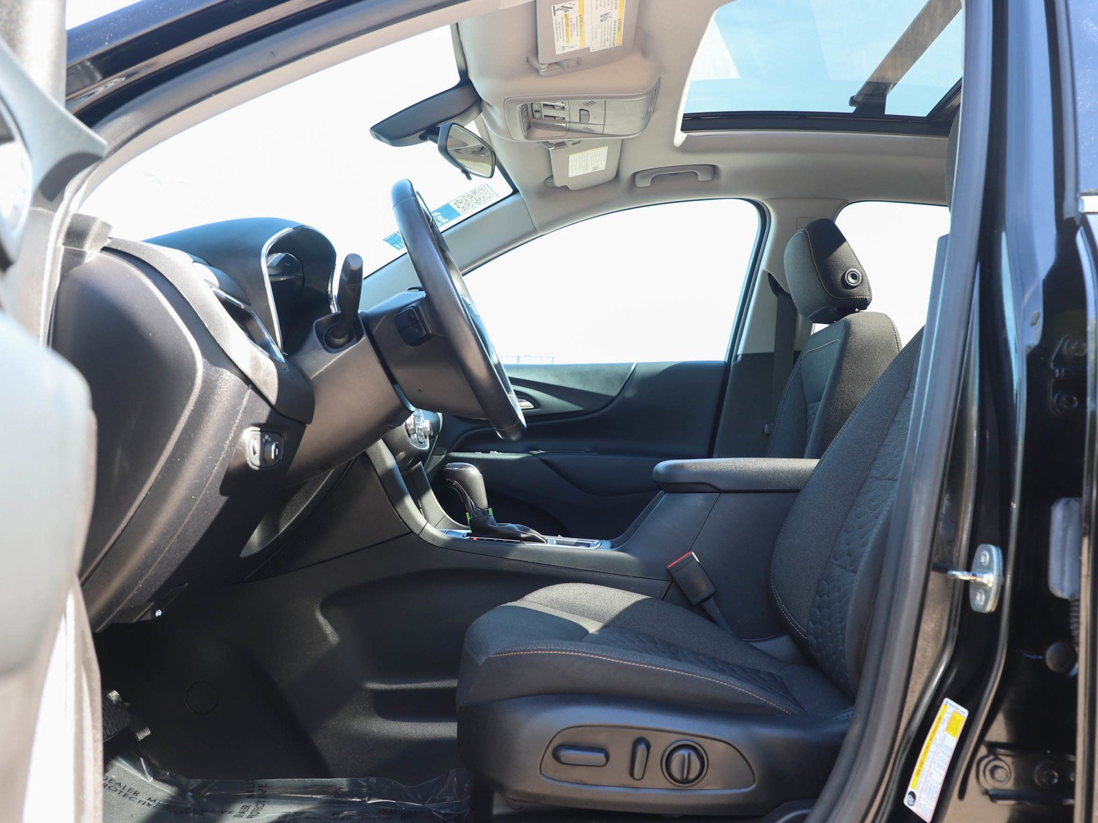 Used 2019 MOSAIC BLACK METALLIC Chevrolet LT image 23