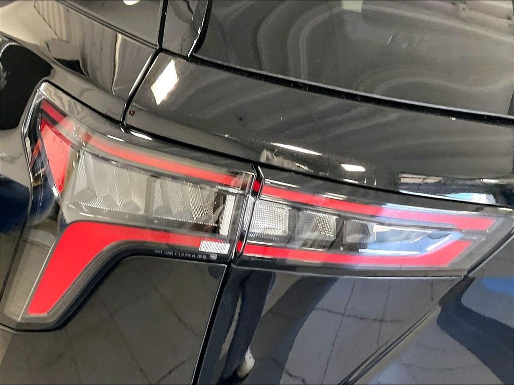 Used 2026 Black Chevrolet LT image 32