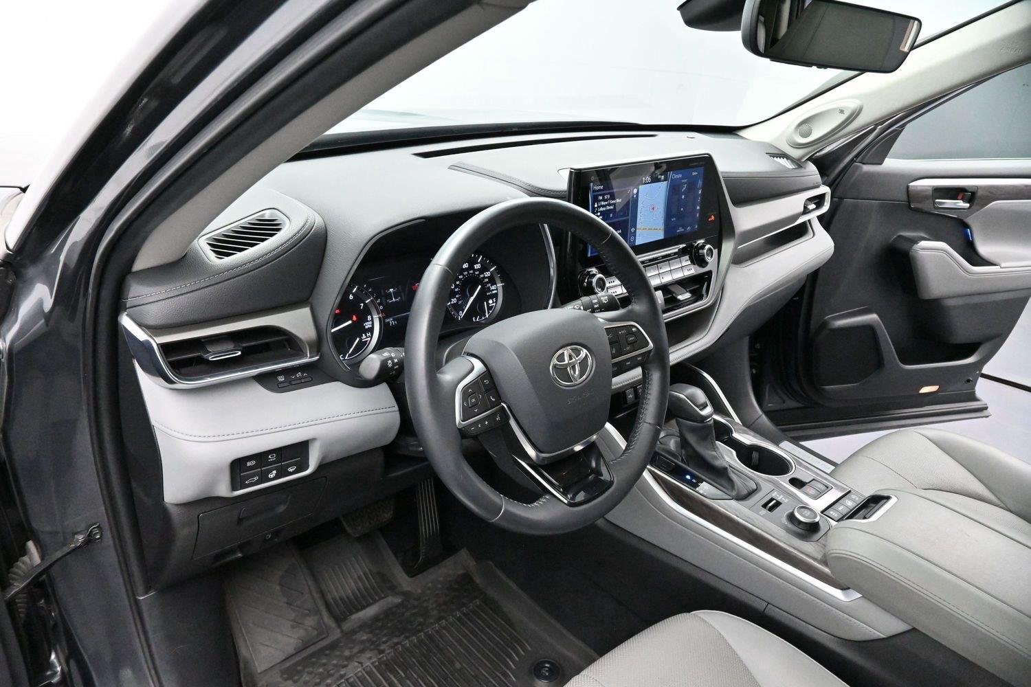 Used 2021 Magnetic Gray Metallic Toyota Limited image 13