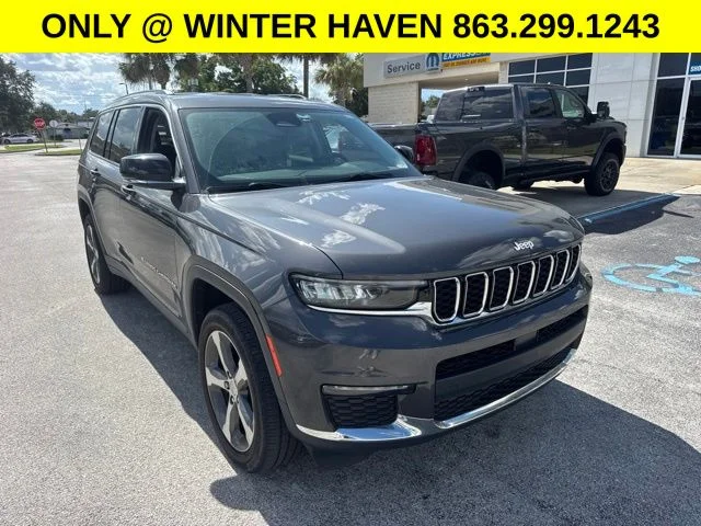 Used 2023 Gray Jeep Limited image 8