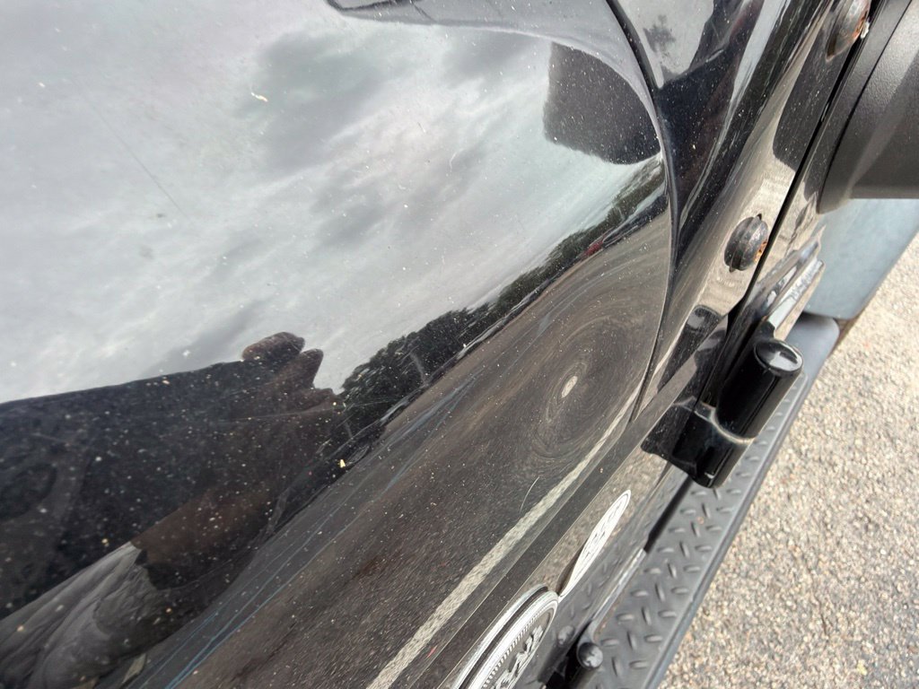 Used 2008 Black Jeep X image 14