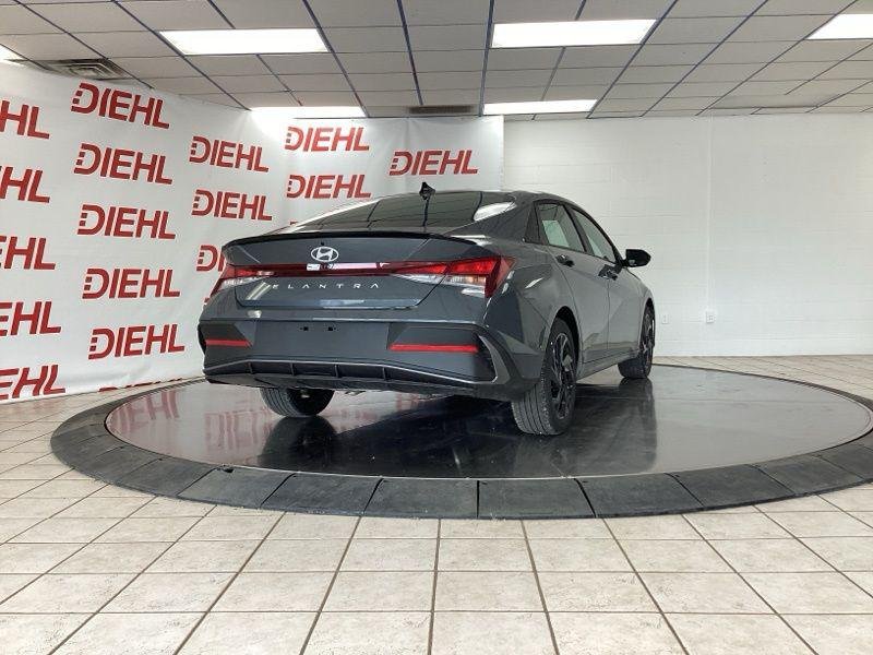 New 2026 Gray Hyundai SEL Sport image 7