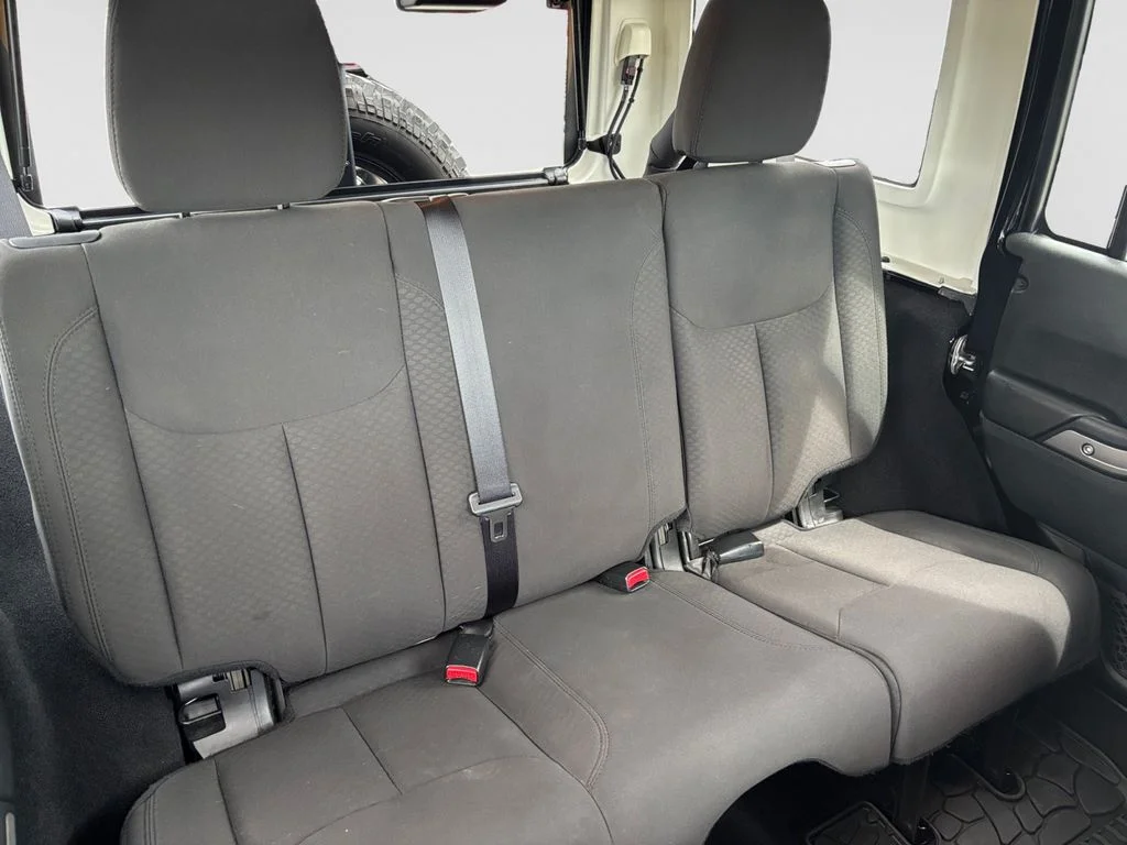Used 2018 Black Jeep Unlimited Sport image 18