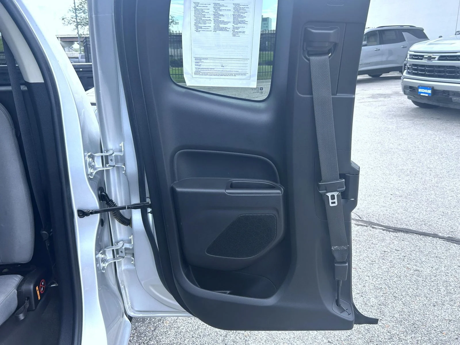 Used 2017 Silver Chevrolet Work Truck image 17